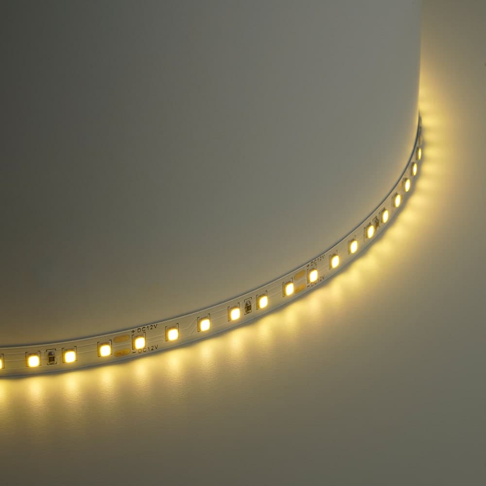 Лента светодиодная  SST02 SAFFIT 120SMD(2835)/м 9.6Вт/м 12V 5000*8*1.22мм 3000К, IP20